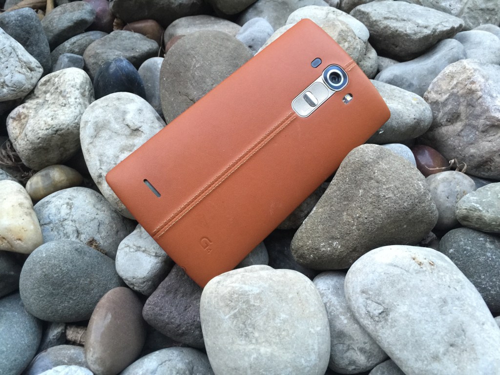 LG G4 Android Smartphone Review - Body - Design - Genuine Leather Back - Analie Cruz (5)