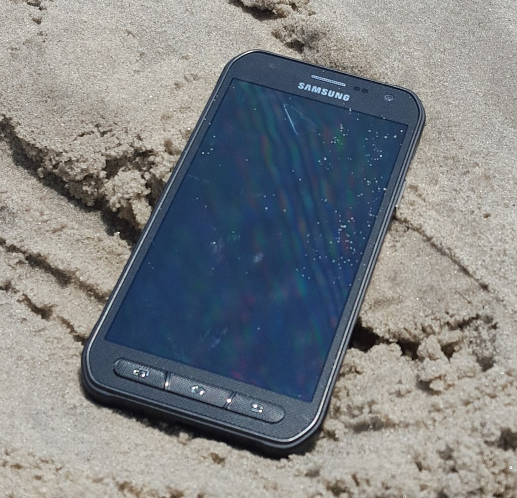 Samsung Galaxy S6 Active Review - Analie Cruz (2)