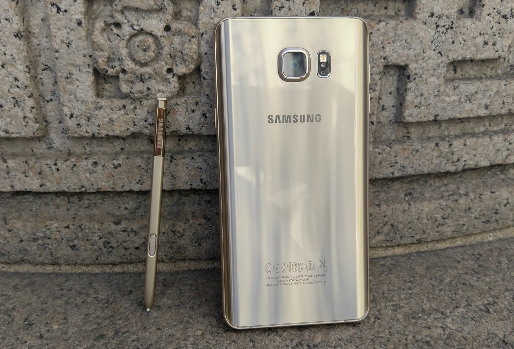 Samsung Galaxy Note 5 Gold Review - Back Side - S-Pen - #GalaxyNote5 -Analie Cruz