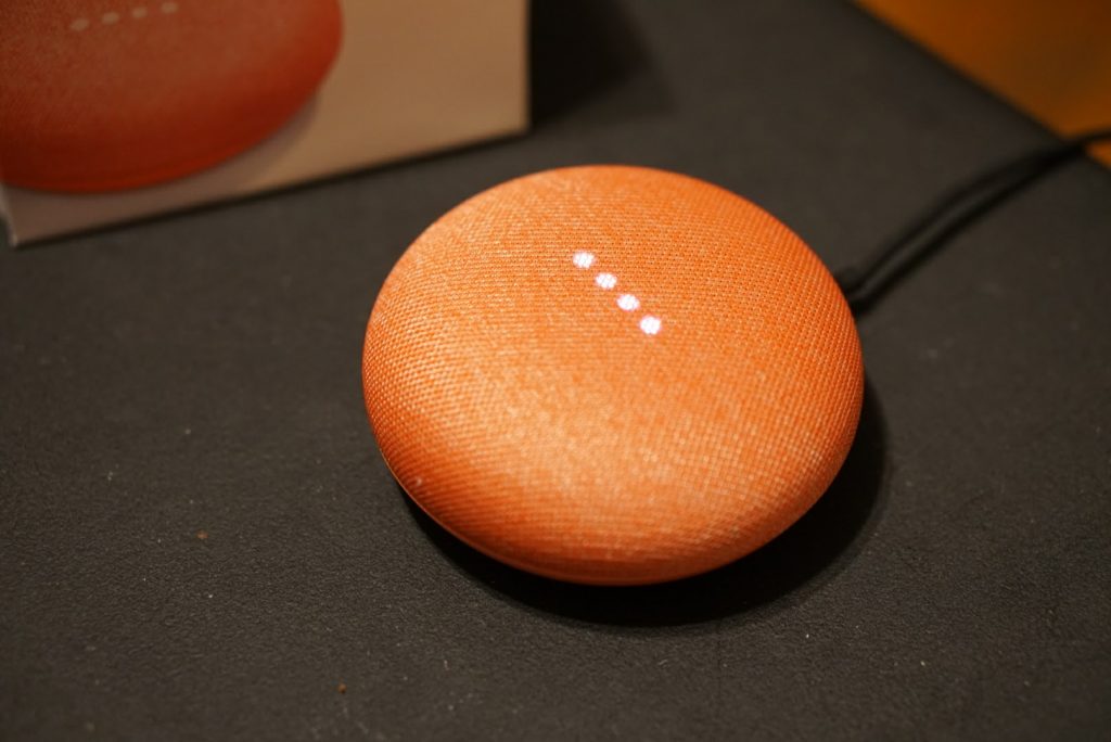 Google Home Mini - Smart Assistant Speaker - Listening