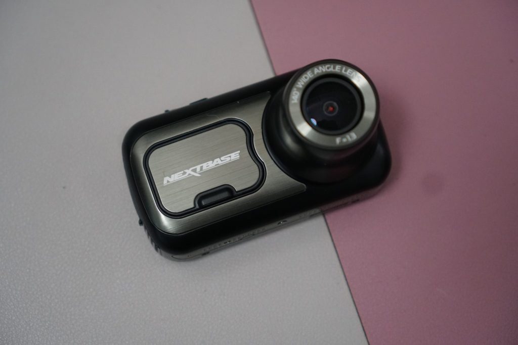 Nextbase 422GW Dash Camera Review - Click& Go PRO™ car mount