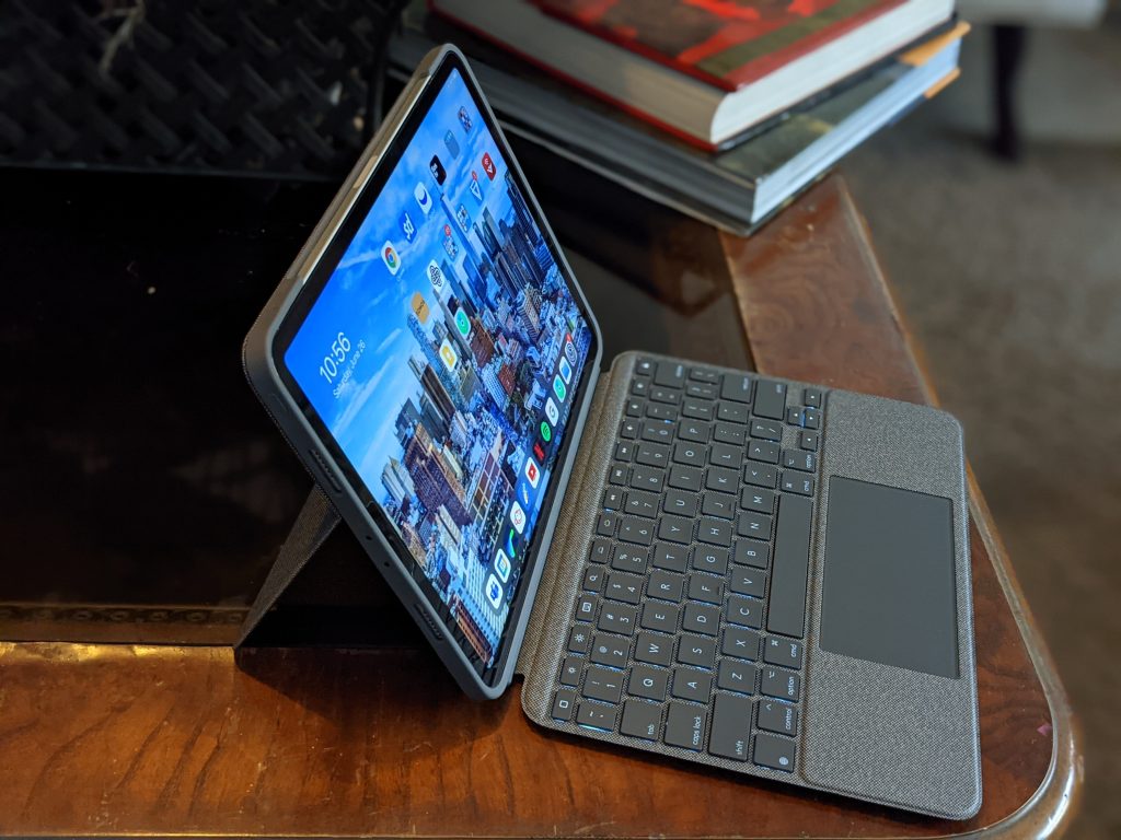 Logitech Combo Touch iPad Pro 11 Keyboard Case Review 
